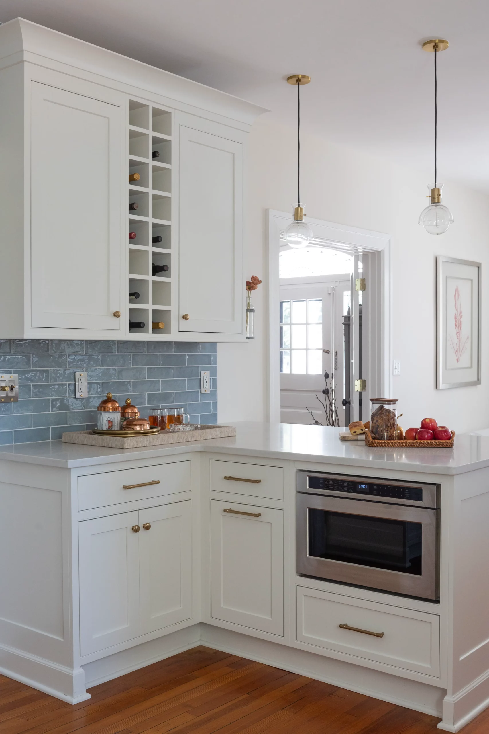 West Haven, Maryland Kitchen Renovation with Ivory Stone Interiors corner counter view with microwave